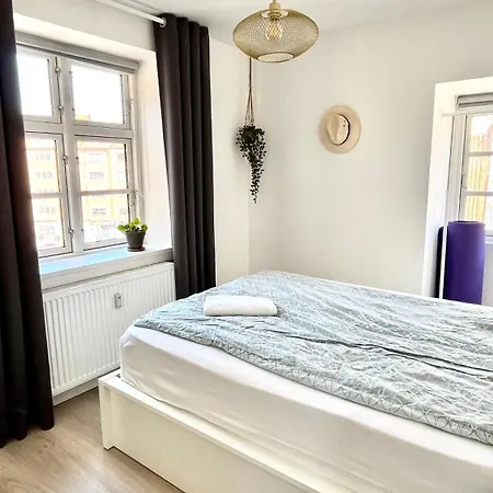 Alma - Cosy In C Ålborg